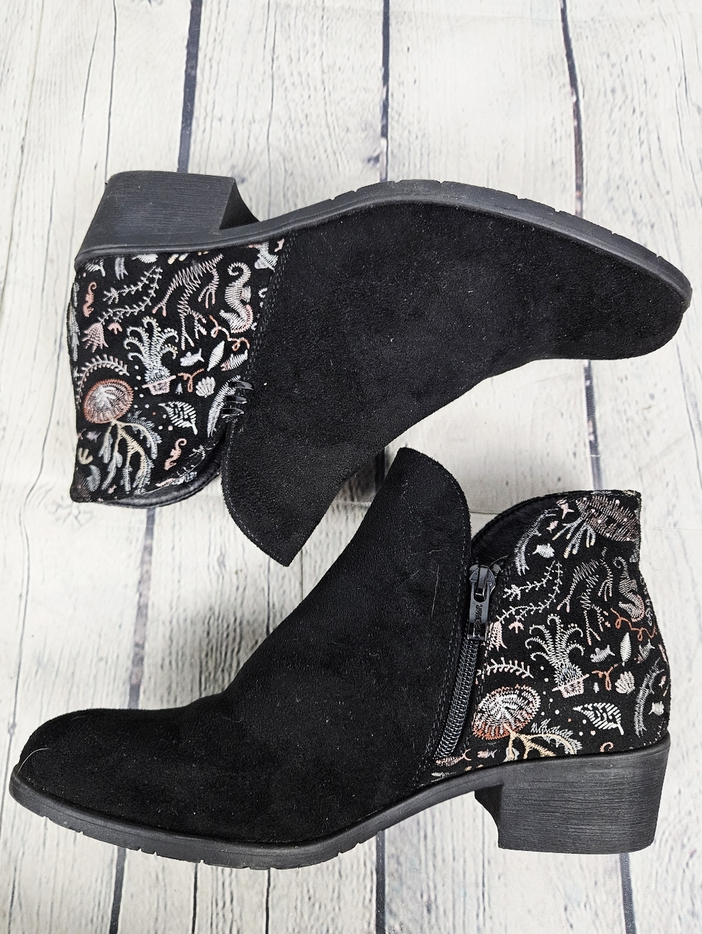 VANGELO | side zip faux suede leather embroidered heeled ankle boot - Picture 2 of 9